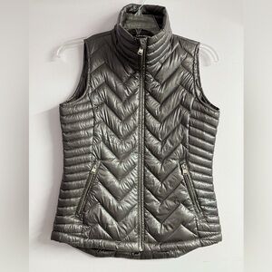 Calvin Klein Performance Women’s Quilted Down Vest, Small, Puffer